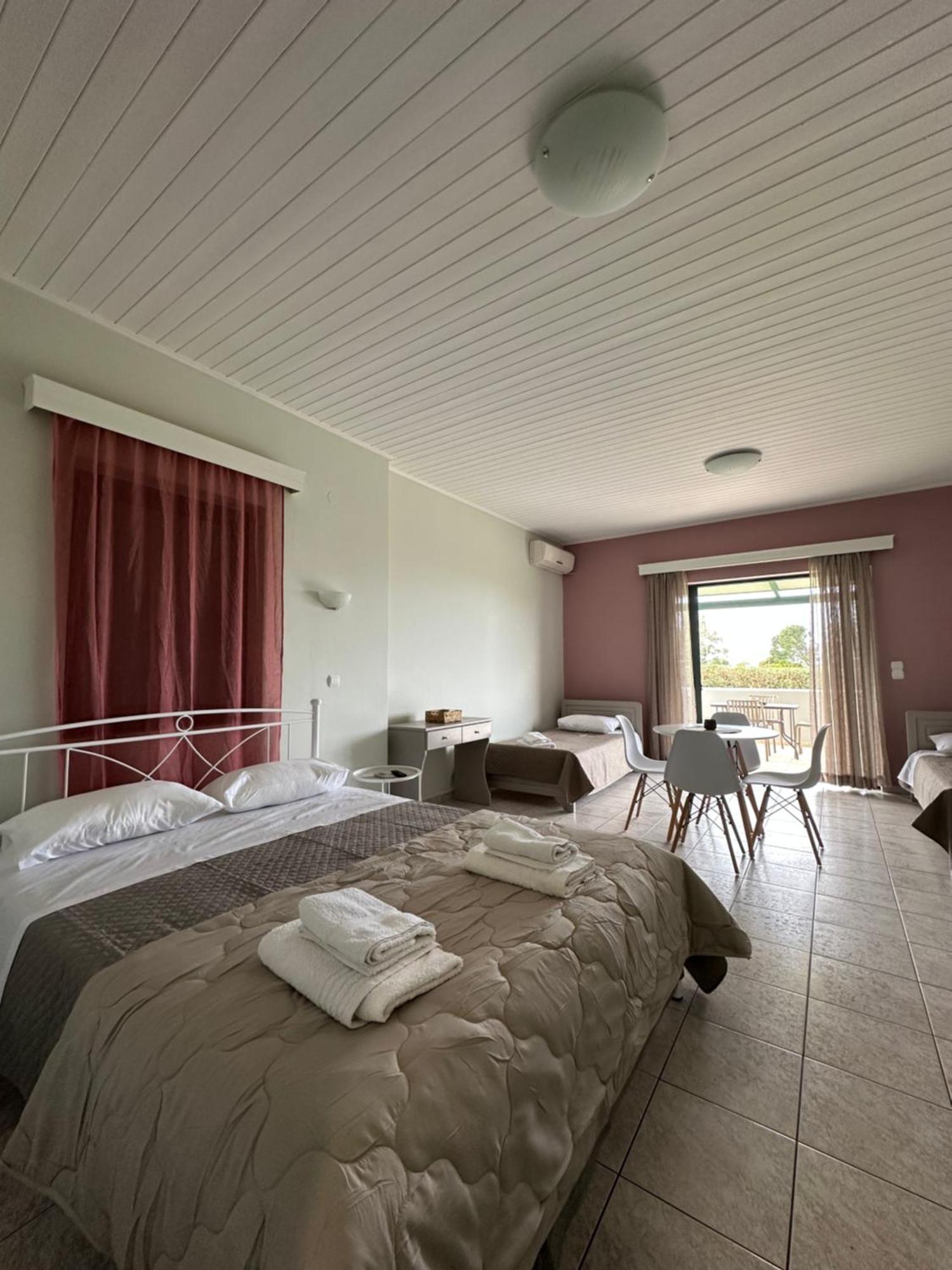 Odysseas Rooms Kalo Nero Dış mekan fotoğraf